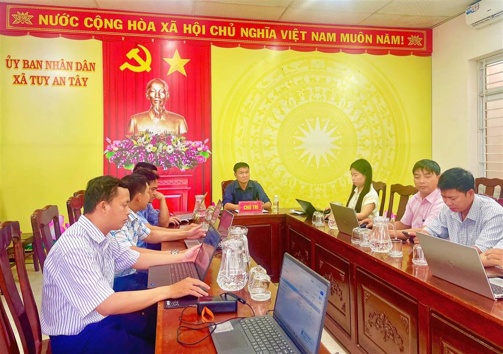 anh tin bai
